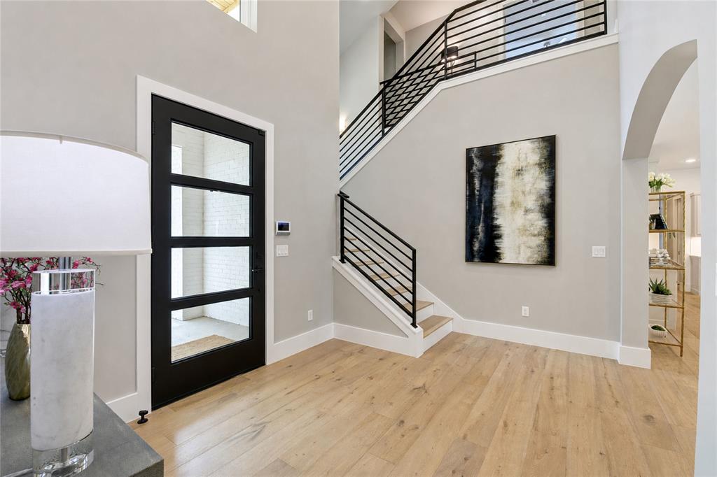 2602 Pointe Court