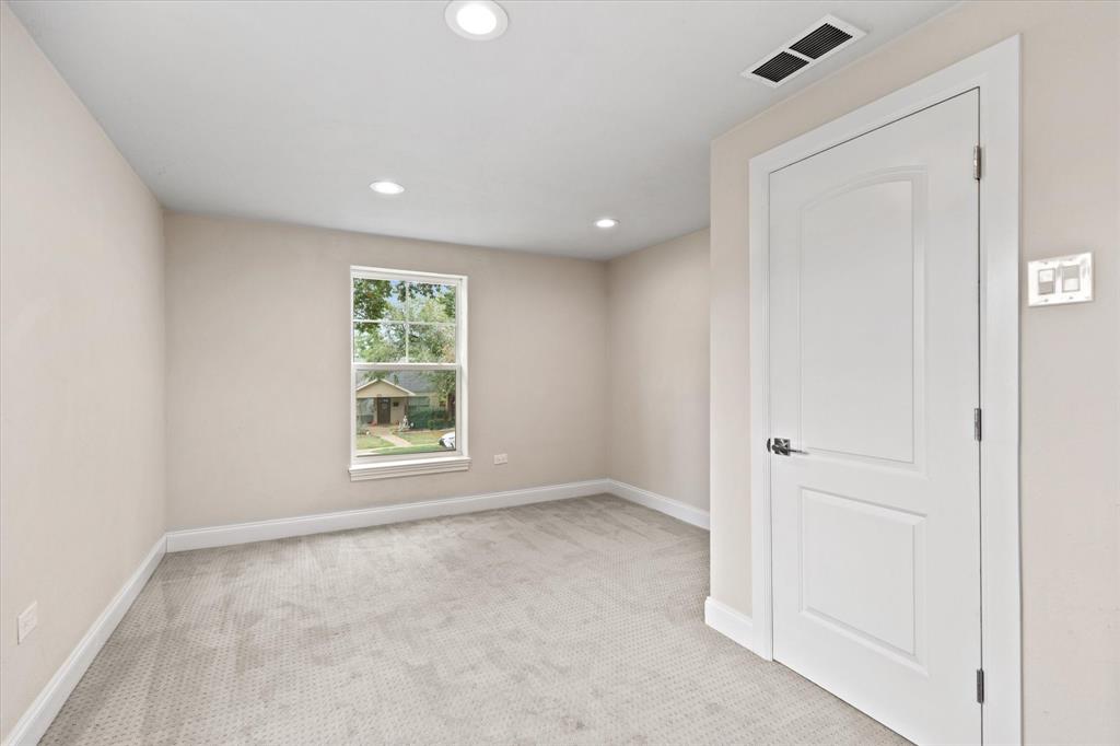 Kessler Plaza - Residential