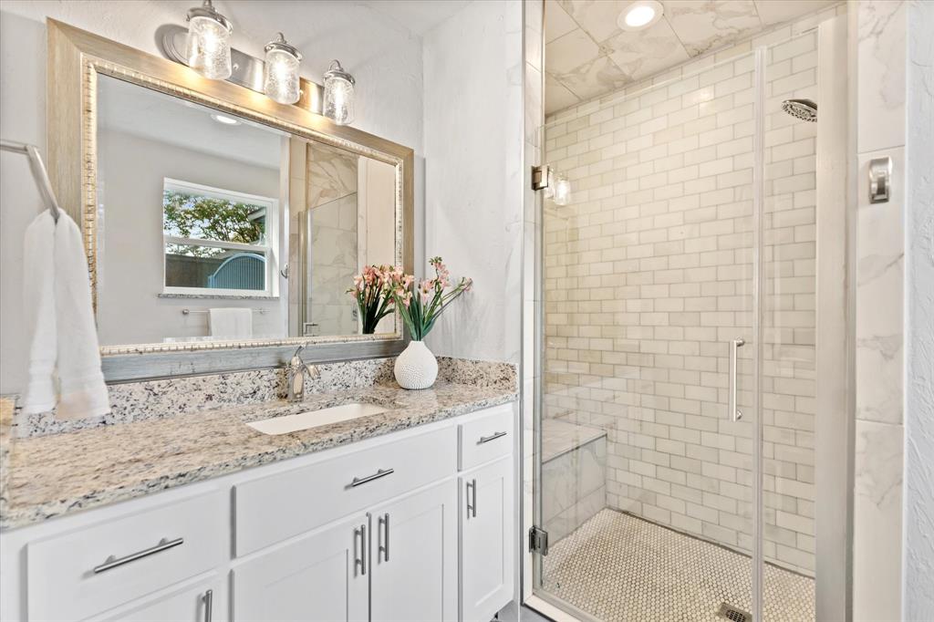 Kessler Plaza - Residential