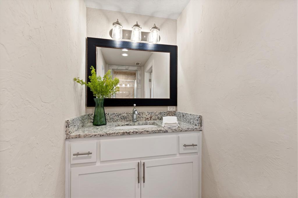 Kessler Plaza - Residential