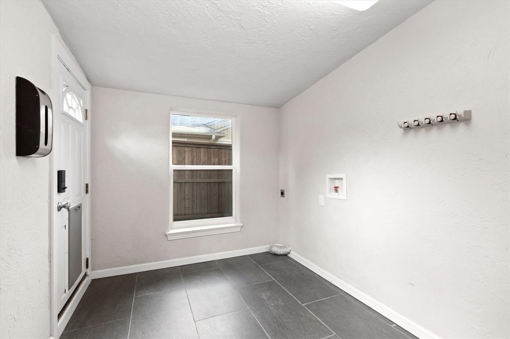 Kessler Plaza - Residential