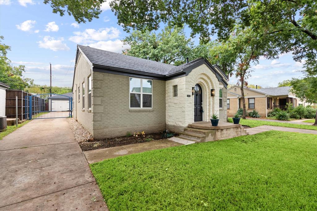 Kessler Plaza - Residential