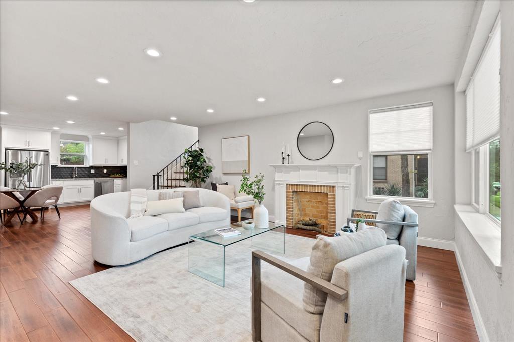 Kessler Plaza - Residential