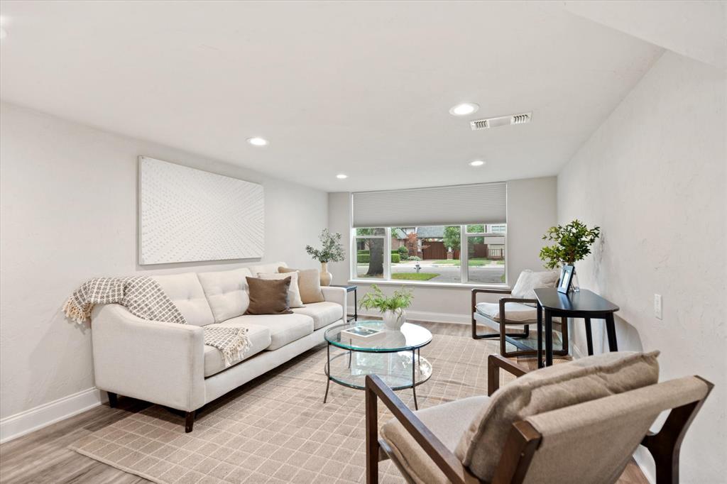 Kessler Plaza - Residential