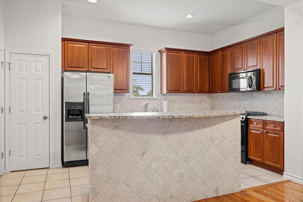 Ridglea Place - Residential