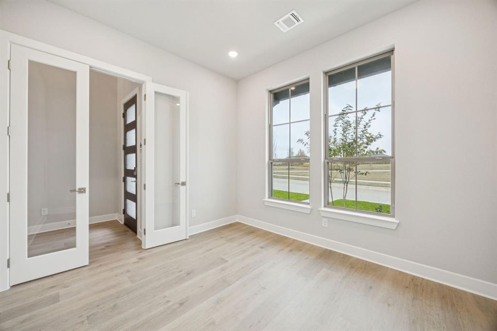 9206 Emory Oak