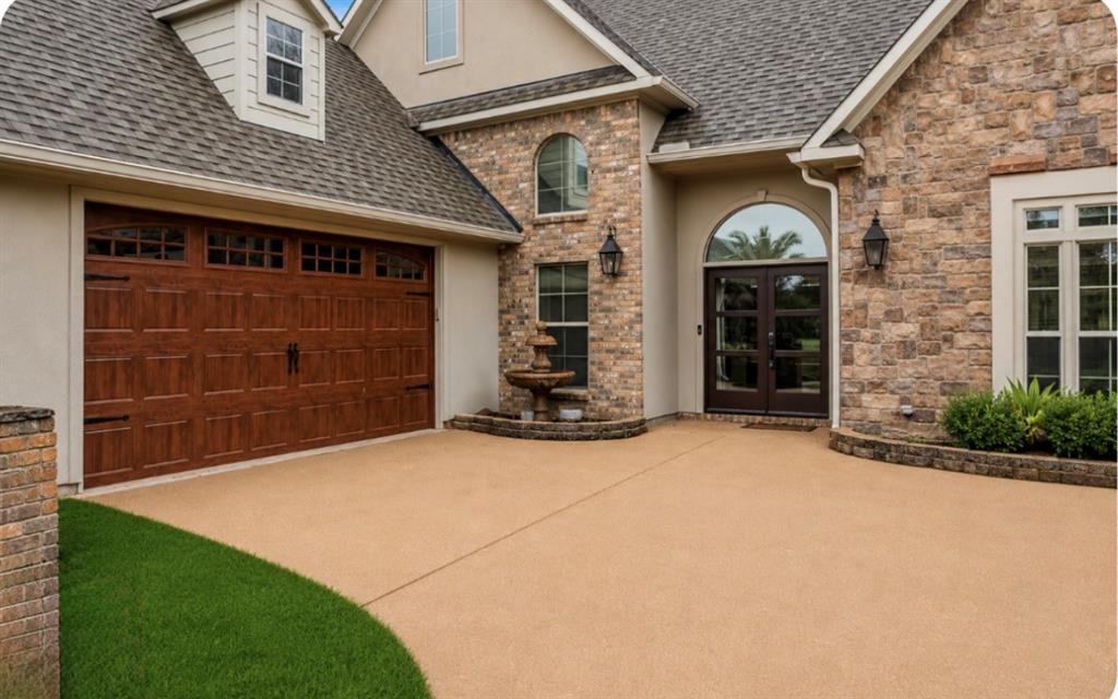 519 Canterbury Lane