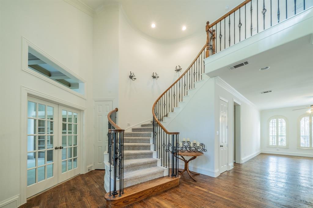 3201 Cedar Ridge Drive