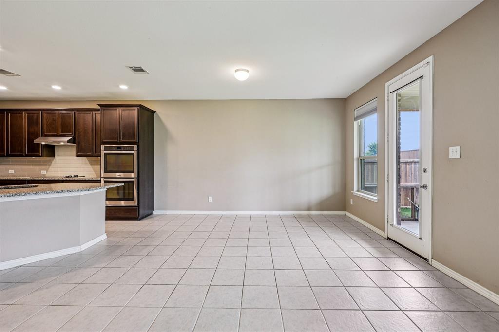 2712 Ryder Lane