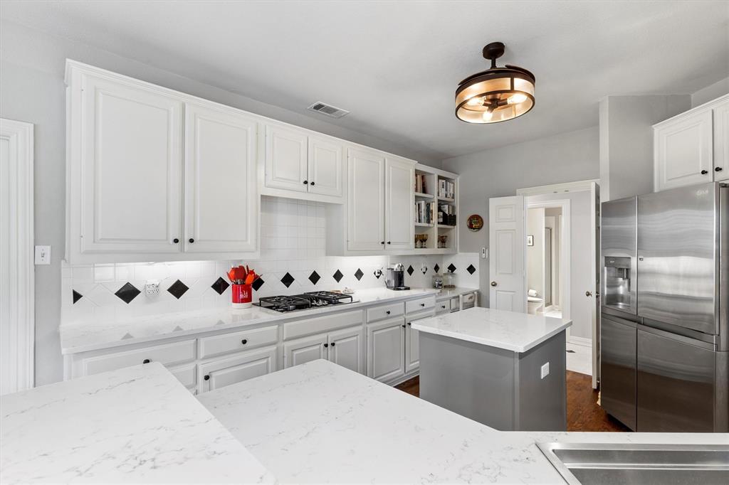 Plano, Texas 75025, United States, 3 Bedrooms Bedrooms, ,3 BathroomsBathrooms,Residential,Active,215904