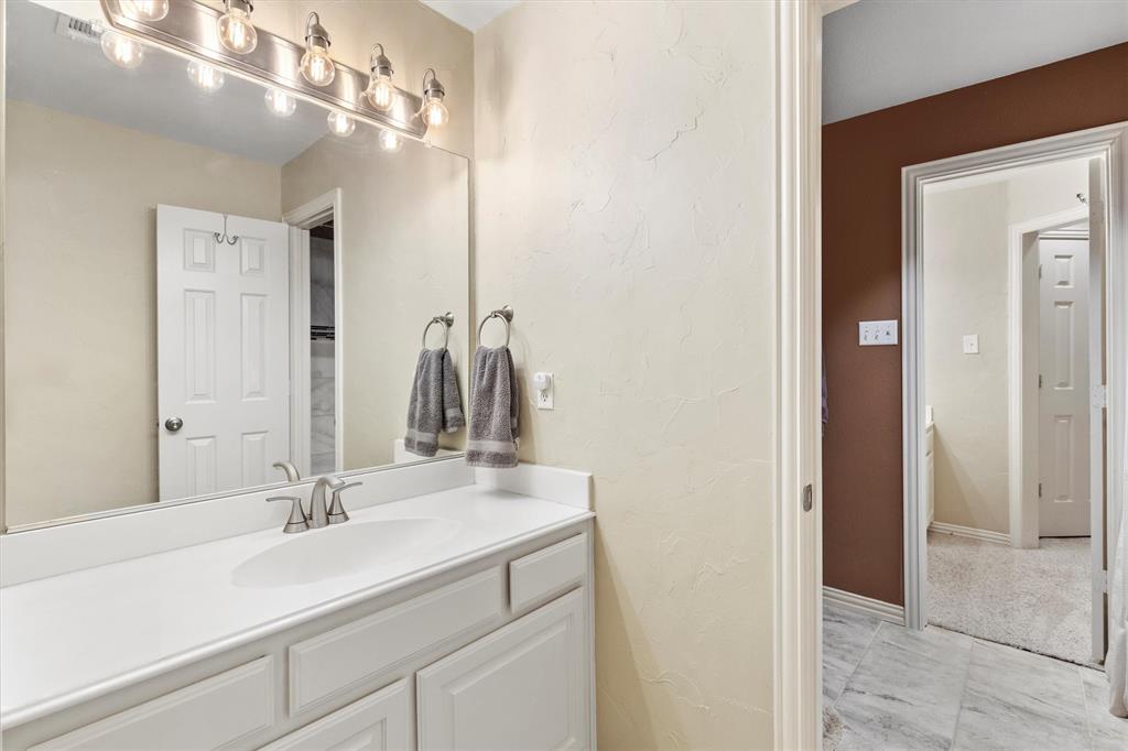 Plano, Texas 75025, United States, 3 Bedrooms Bedrooms, ,3 BathroomsBathrooms,Residential,Active,215904