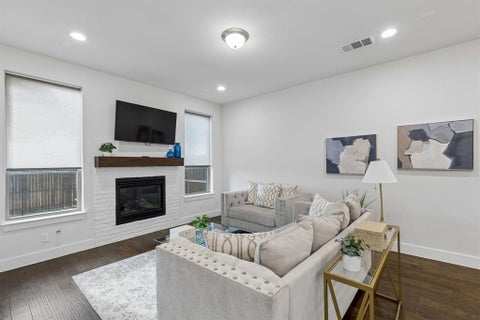 Tiny photo for 17717 Sage Lane, Dallas, TX 75252 (MLS # 21396798)