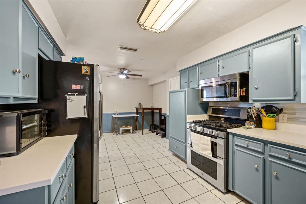 2405 Ridgewood Drive