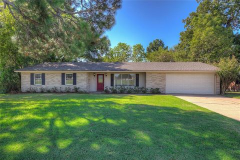 A home in Sulphur Springs