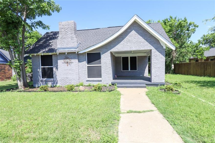 Welcome to your newly remodeled home in Fort Worth.  Enjoy your coffee on your front porch.  From new flooring to fresh paint.  You will love all this home has to offer.  Large living area with a cozy fireplace perfect for entertaining.   A chef like kitchen with granite counter tops and plenty of counter space. Nice size bedrooms for large furniture.  Huge backyard for those family gatherings.  Motivated sellers.  Bring us an offer.