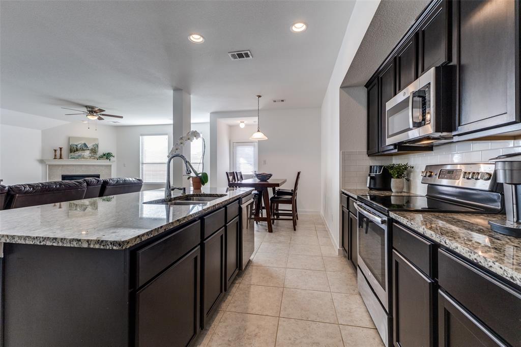 1718 Long Meadow Road