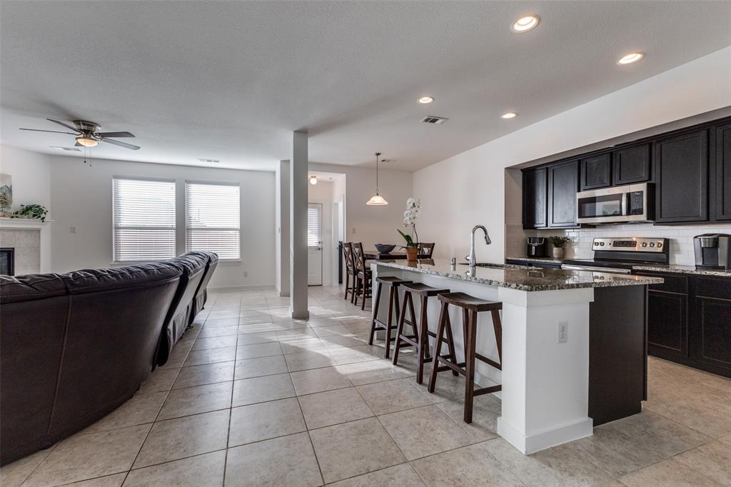 1718 Long Meadow Road