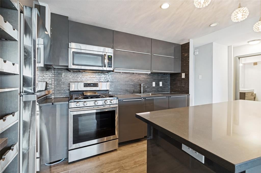 3883 Turtle Creek Boulevard 808