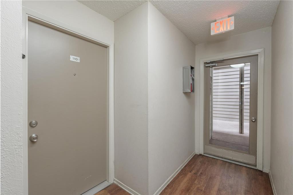 River Oaks Condos - Residential