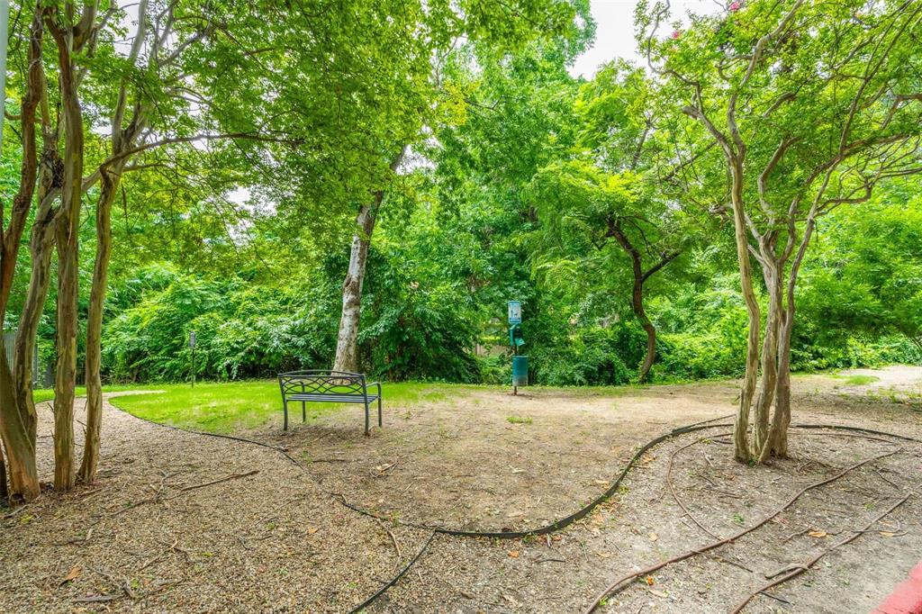 River Oaks Condos - Residential