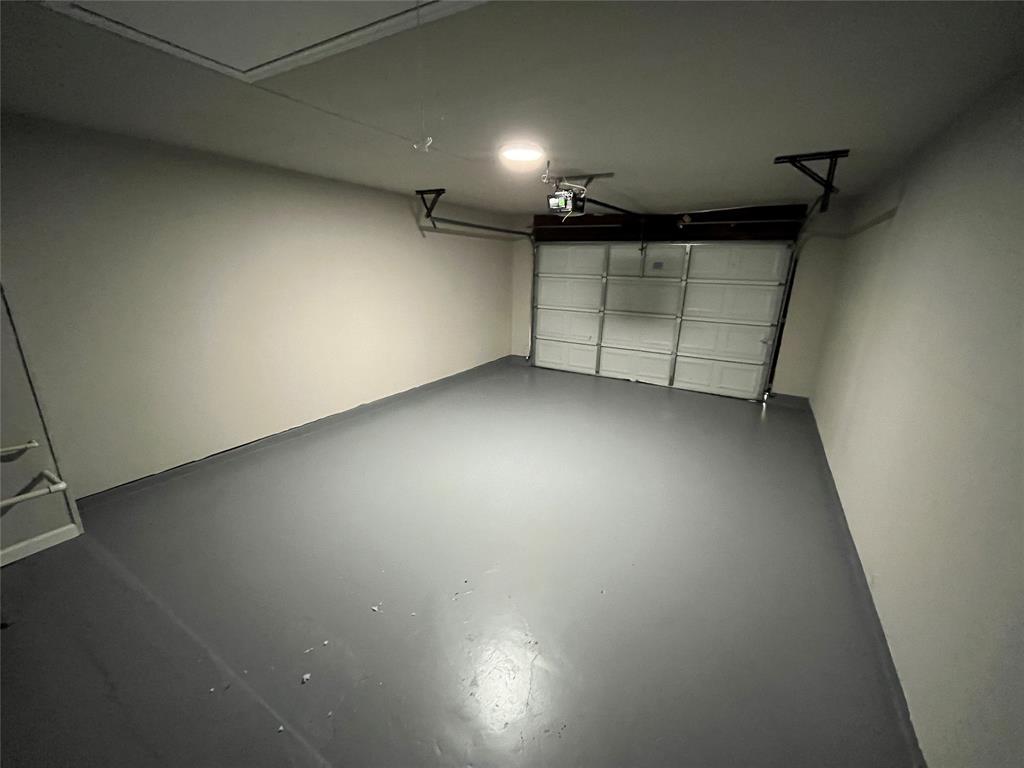 New World Add #4 - Residential Lease