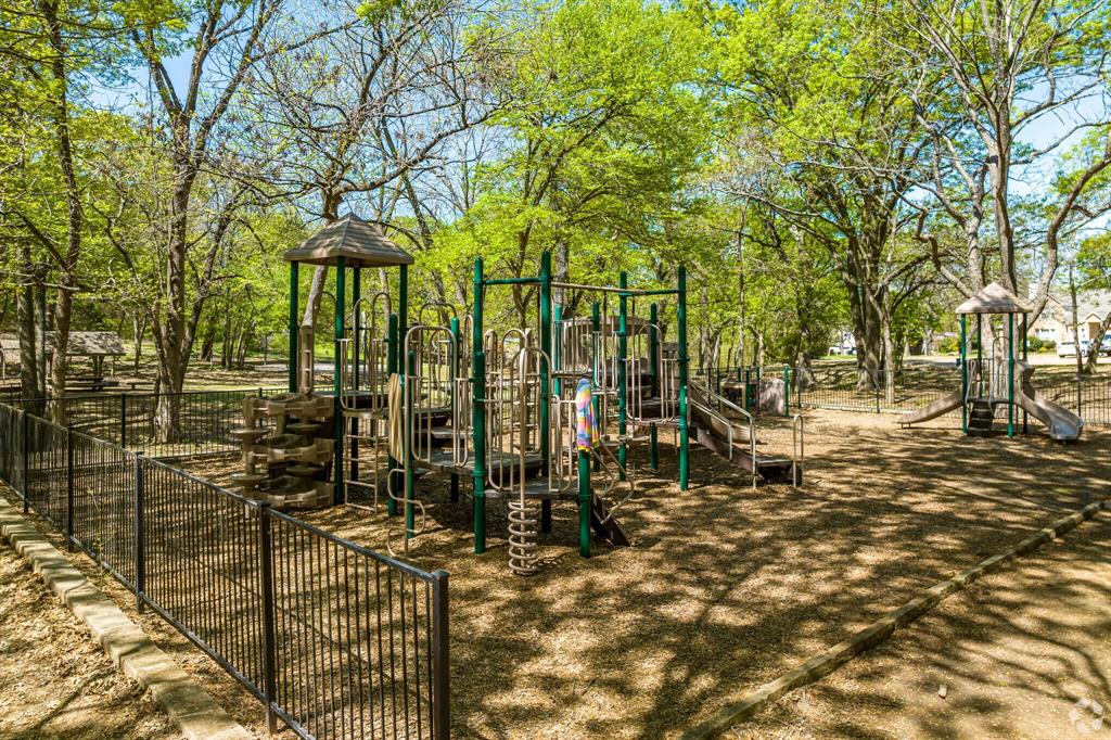 Chandlers Landing #20 - Residential