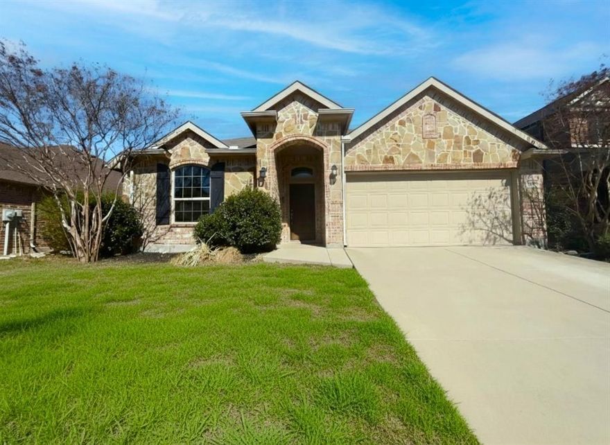 Welcome to this beautifully updated 4 bedroom home in highly sought after Prosper ISD. Designed for modern family living, this open concept layout offers flexible space for work, play, and entertaining. Recent upgrades include brand new flooring, fresh interior paint, and new backyard sod for a clean move in ready feel. The spacious kitchen flows seamlessly into the living area, while the upstairs bonus room is perfect for a game room, media space, or home office. Generous bedrooms provide room to grow, and the private backyard is ideal for kids and pets. Located in a master planned community with pools, parks, trails, and top rated schools, this home offers lifestyle, convenience, and value all in one. Schedule your private showing today and start packing! Some photos may be virtually staged.