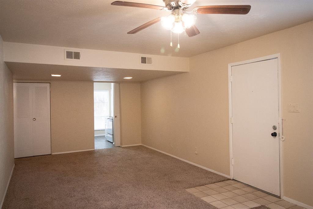 Country Club Heights - Residential Lease