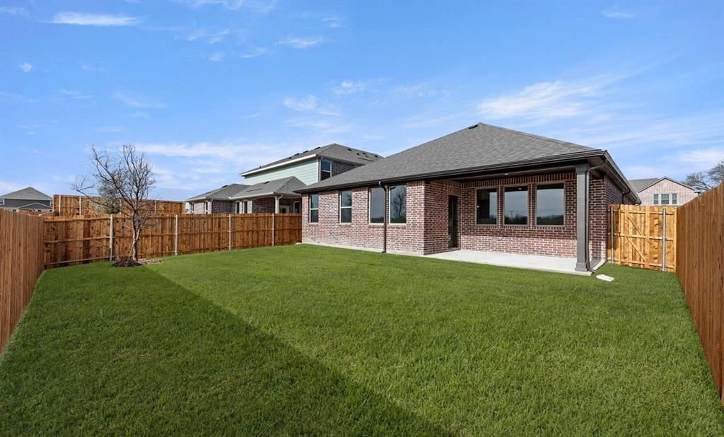 Photo of 904 Colgate Circle, Princeton, TX 75407 (MLS # 21272411)