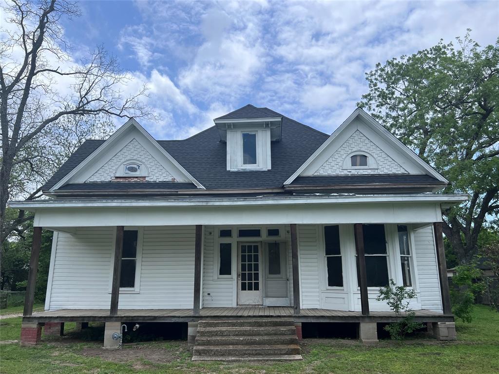 J Lynn Abstract - Residential