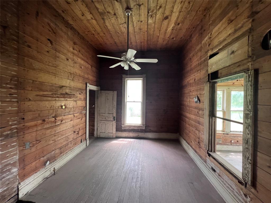 J Lynn Abstract - Residential