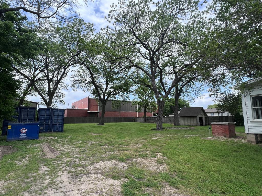 J Lynn Abstract - Residential