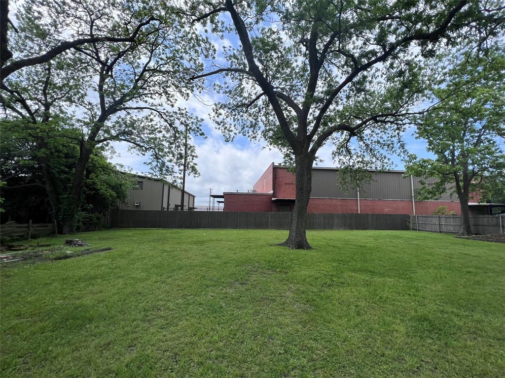 J Lynn Abstract - Residential