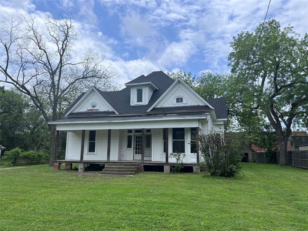 J Lynn Abstract - Residential