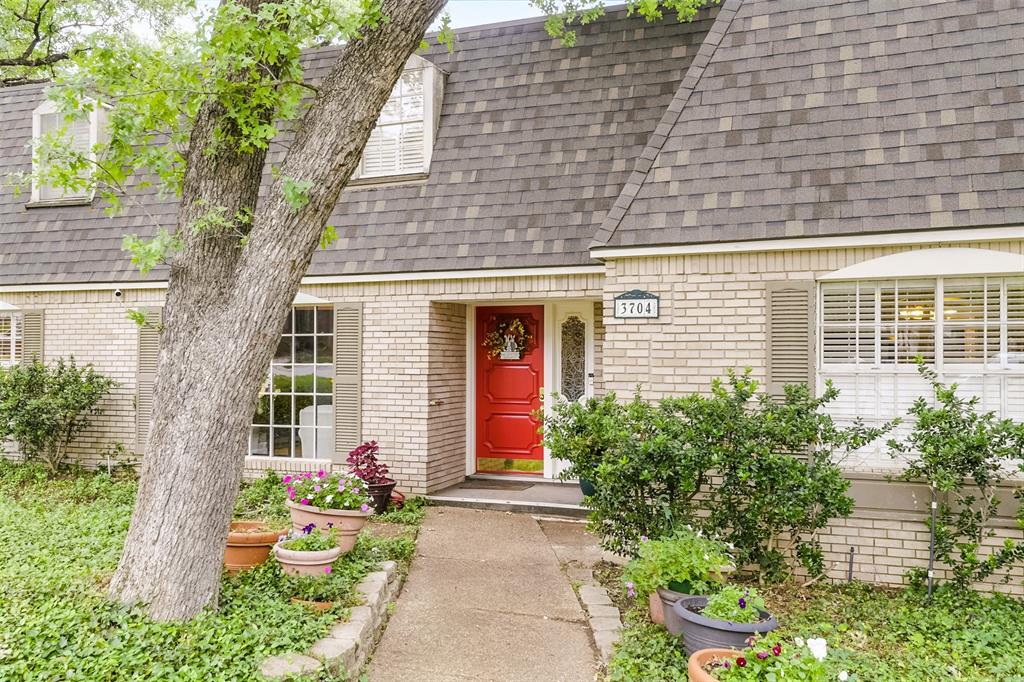 3704 Lynnwood Drive