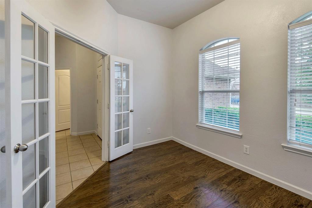 Woodridge Estates Ph One - Residential