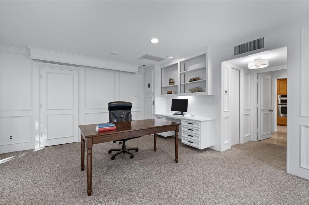 HOCKADAY SQUARE - Residential