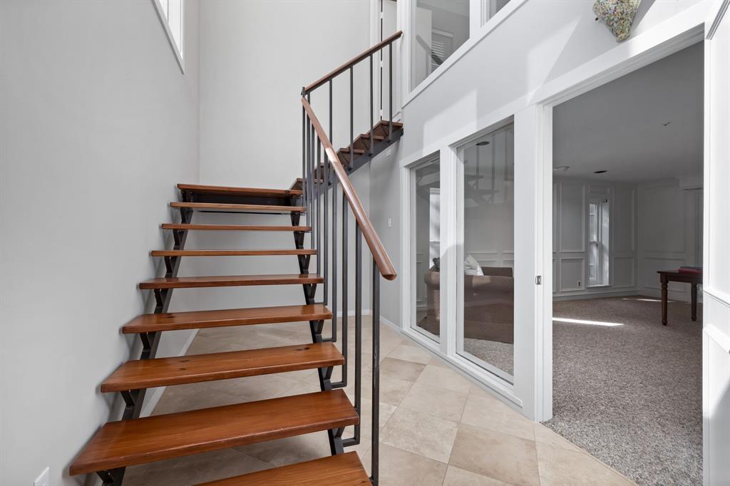 HOCKADAY SQUARE - Residential