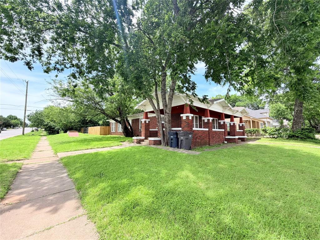 900 W Central Avenue