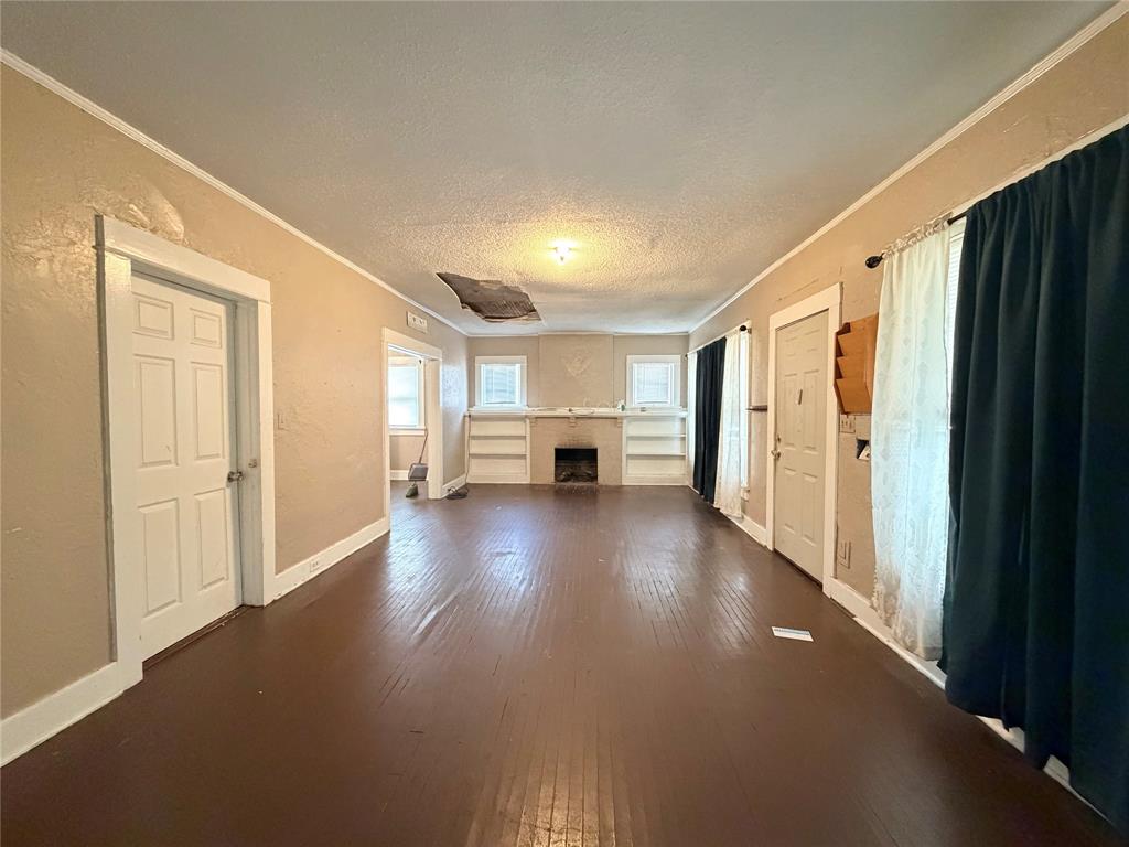 900 W Central Avenue