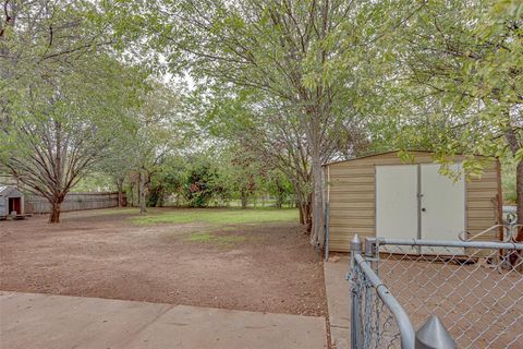 A home in Granbury