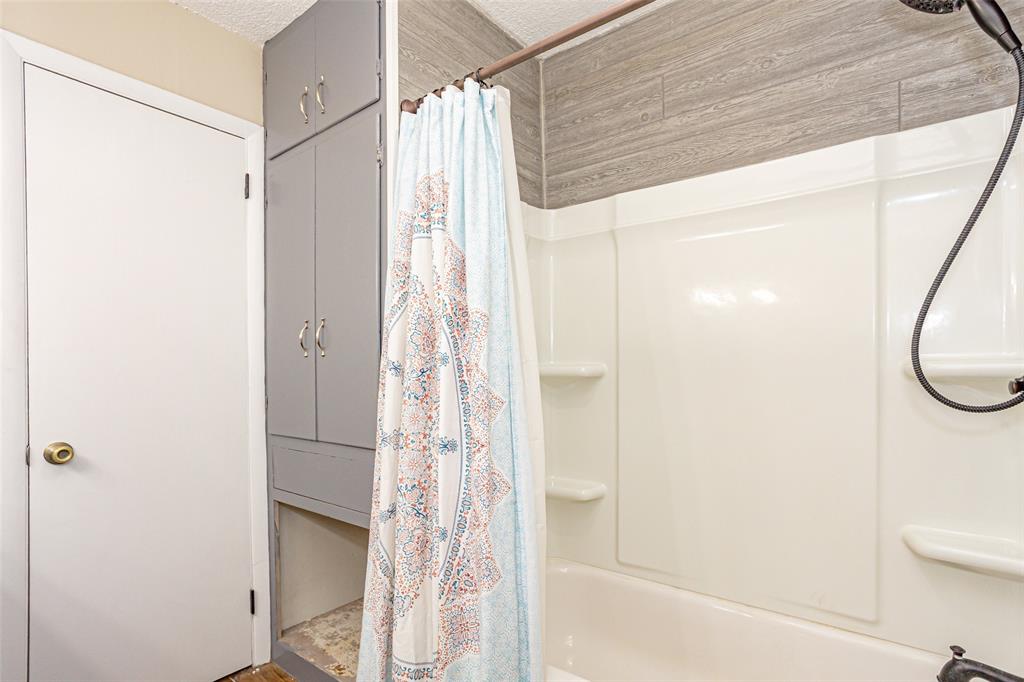 Meadow Heights - Residential