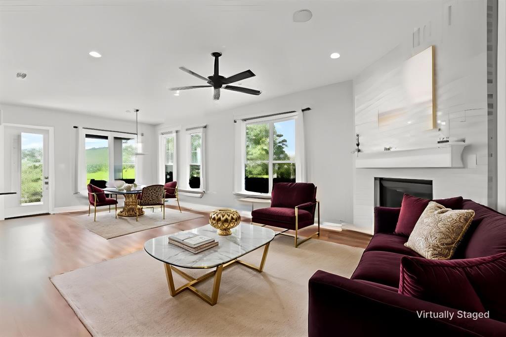 8732 Fullerton Drive