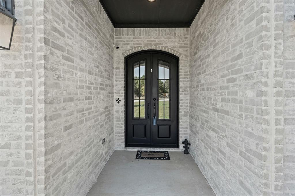 8732 Fullerton Drive