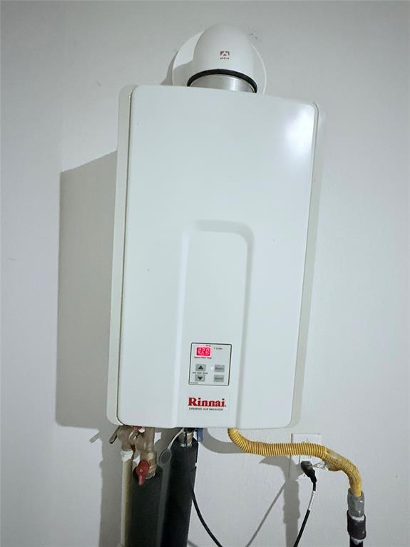 Bar C Ranch - Residential Lease