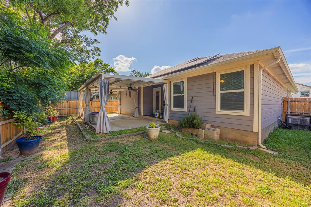 116 Peacock Street