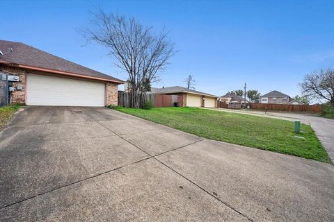 A home in DeSoto