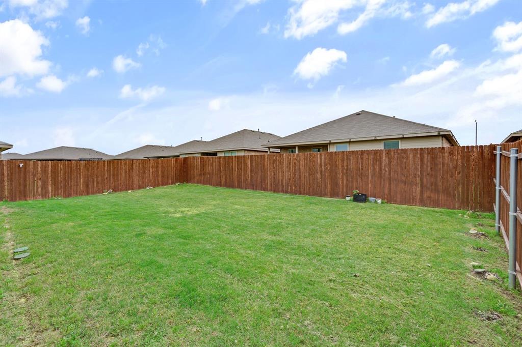 Justin, Texas 76247, United States, 4 Bedrooms Bedrooms, ,2 BathroomsBathrooms,Residential,Active,123116