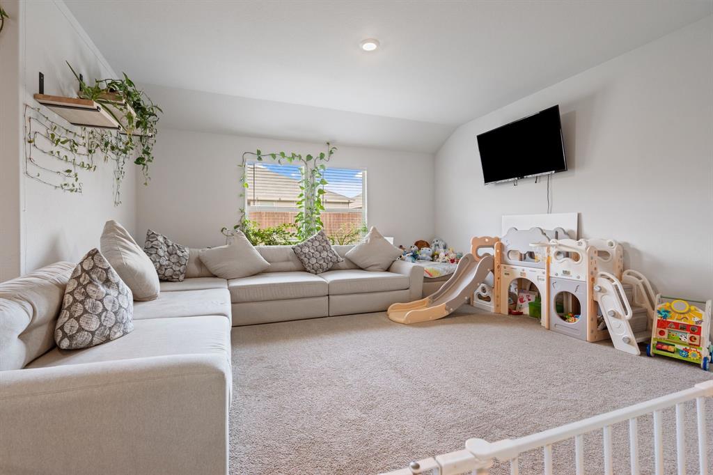 Justin, Texas 76247, United States, 4 Bedrooms Bedrooms, ,2 BathroomsBathrooms,Residential,Active,123116