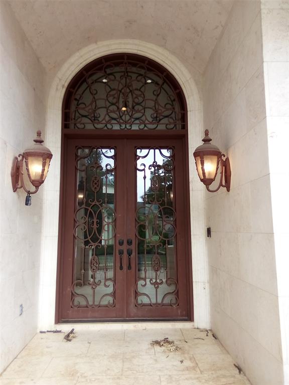 5150 Spanish Oaks Drive